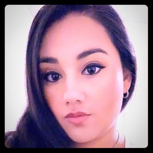 Meet your Posher, Santana